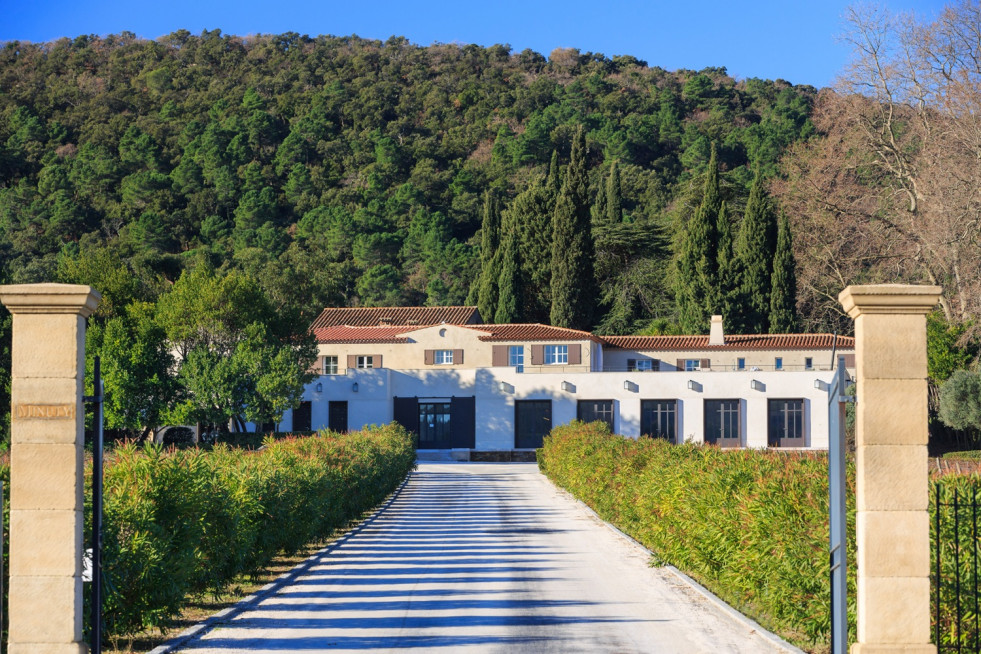 © Herve Fabre entrée domaine high.width 1920x prop