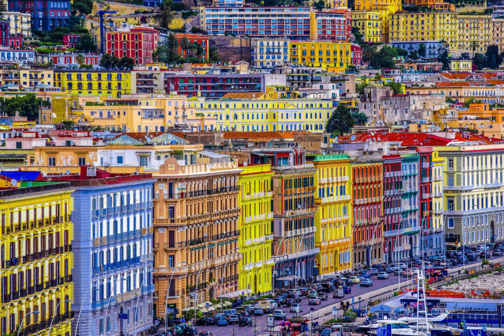 Nápoles, Italia @Tom podmore unsplash