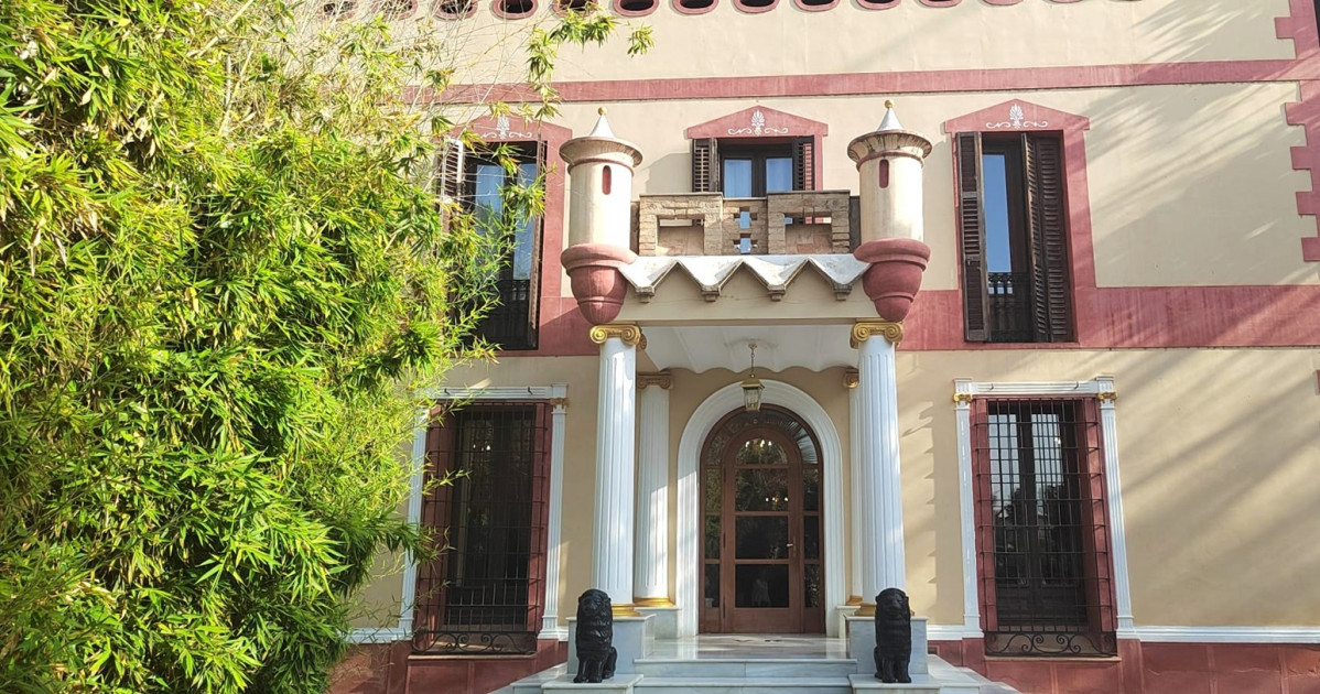 Edificio modernista en Villa Retiro