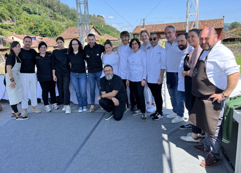 Cocineros de Montaña Central en Gastrollar