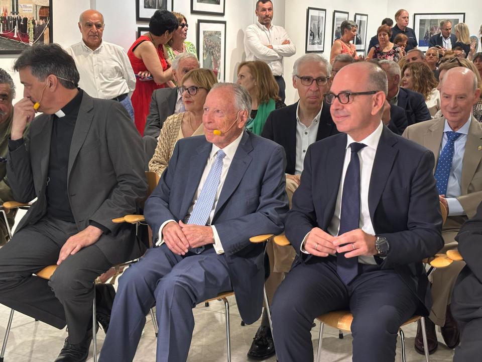 Asitentes al Acto de Inauguración