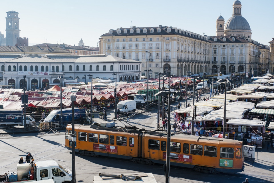 Plaza de La Republica, Mercado Porta Palazzo, Turín