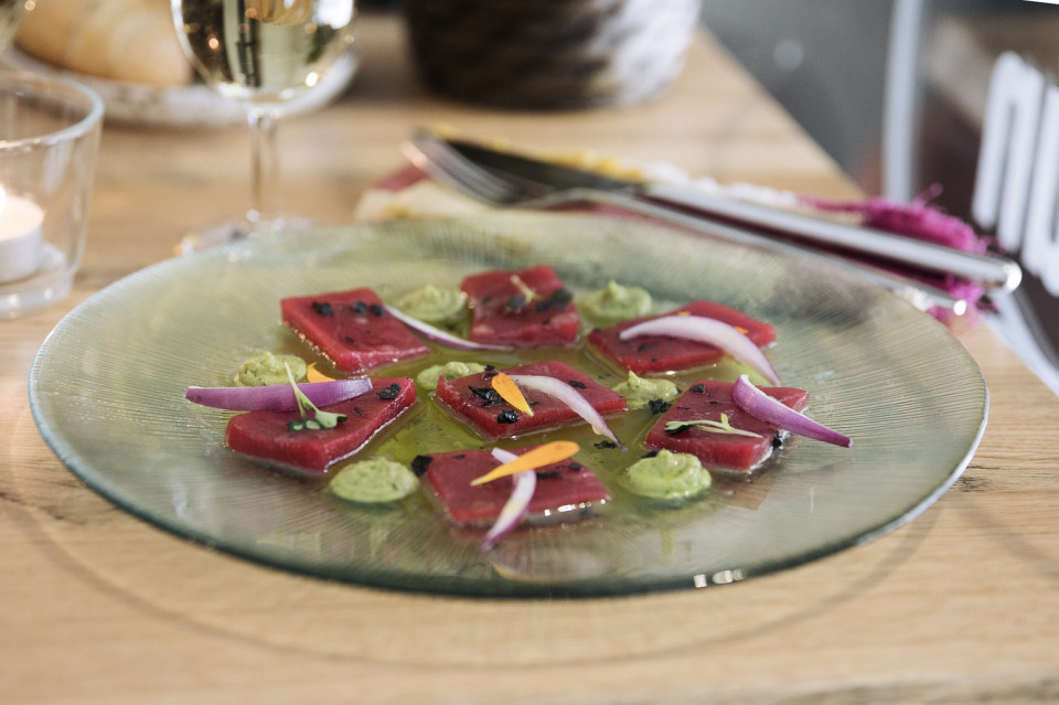 Tataki de atún, Restaurante DeAtún