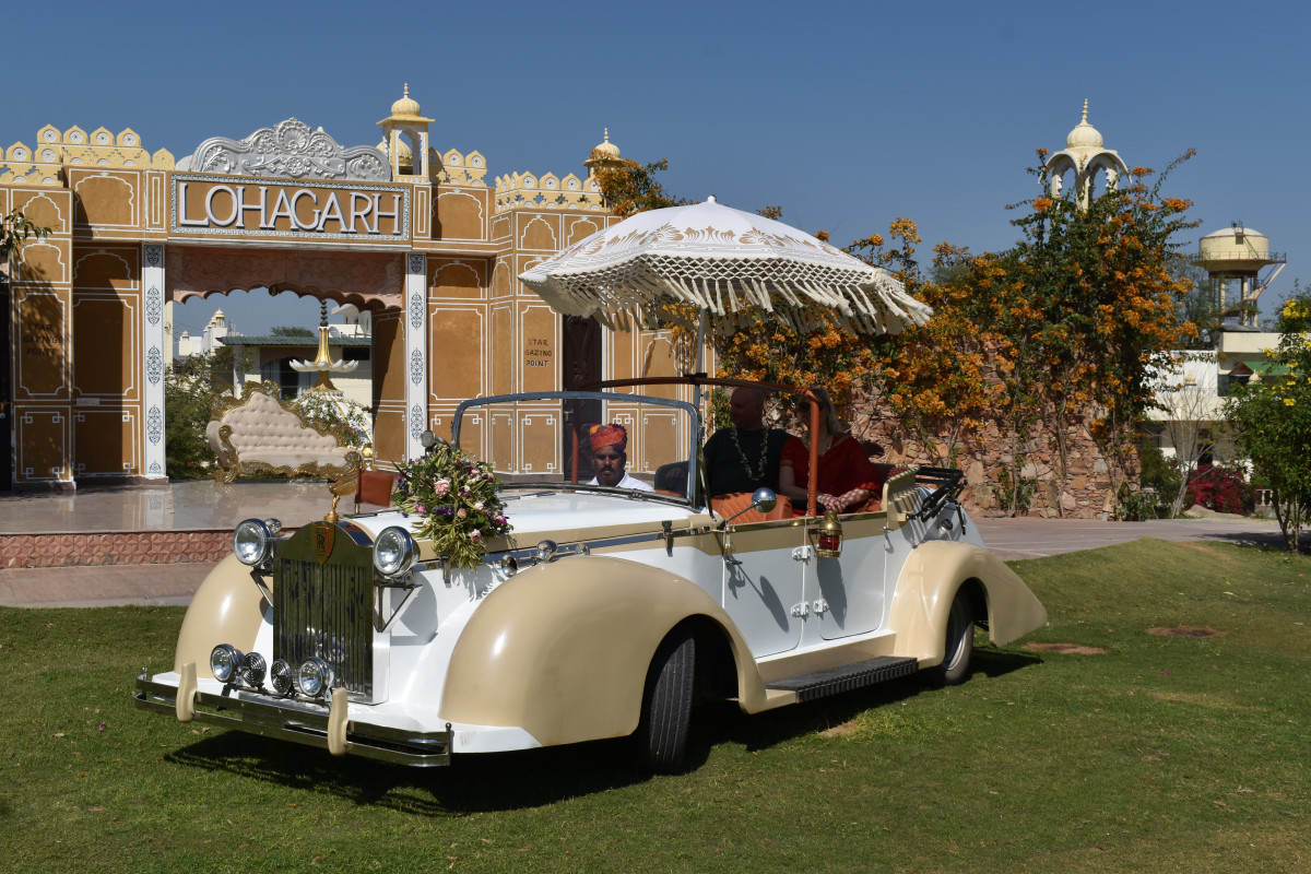 04  Rolls Royce en el Lhohagarg Fort