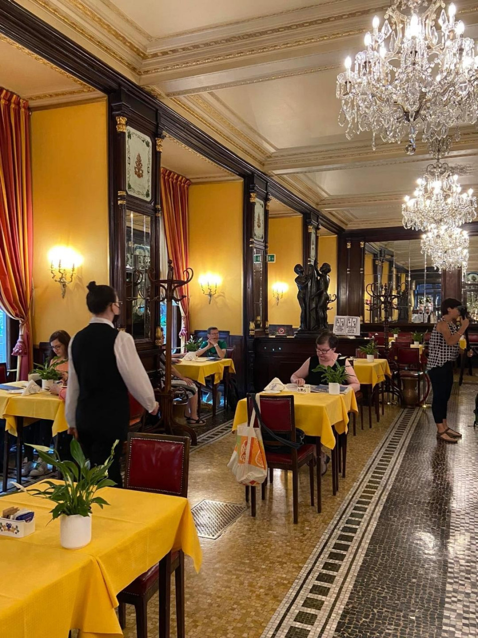 Baratti & Milano  Turín