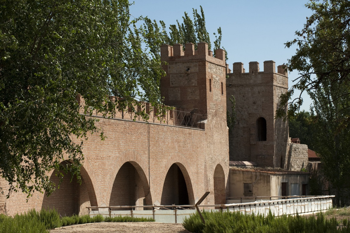 Alcalu00e1 de Henares, Muralla