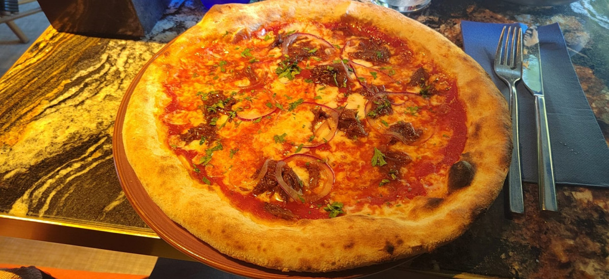 Pizza Barbecue  V Modern Italian