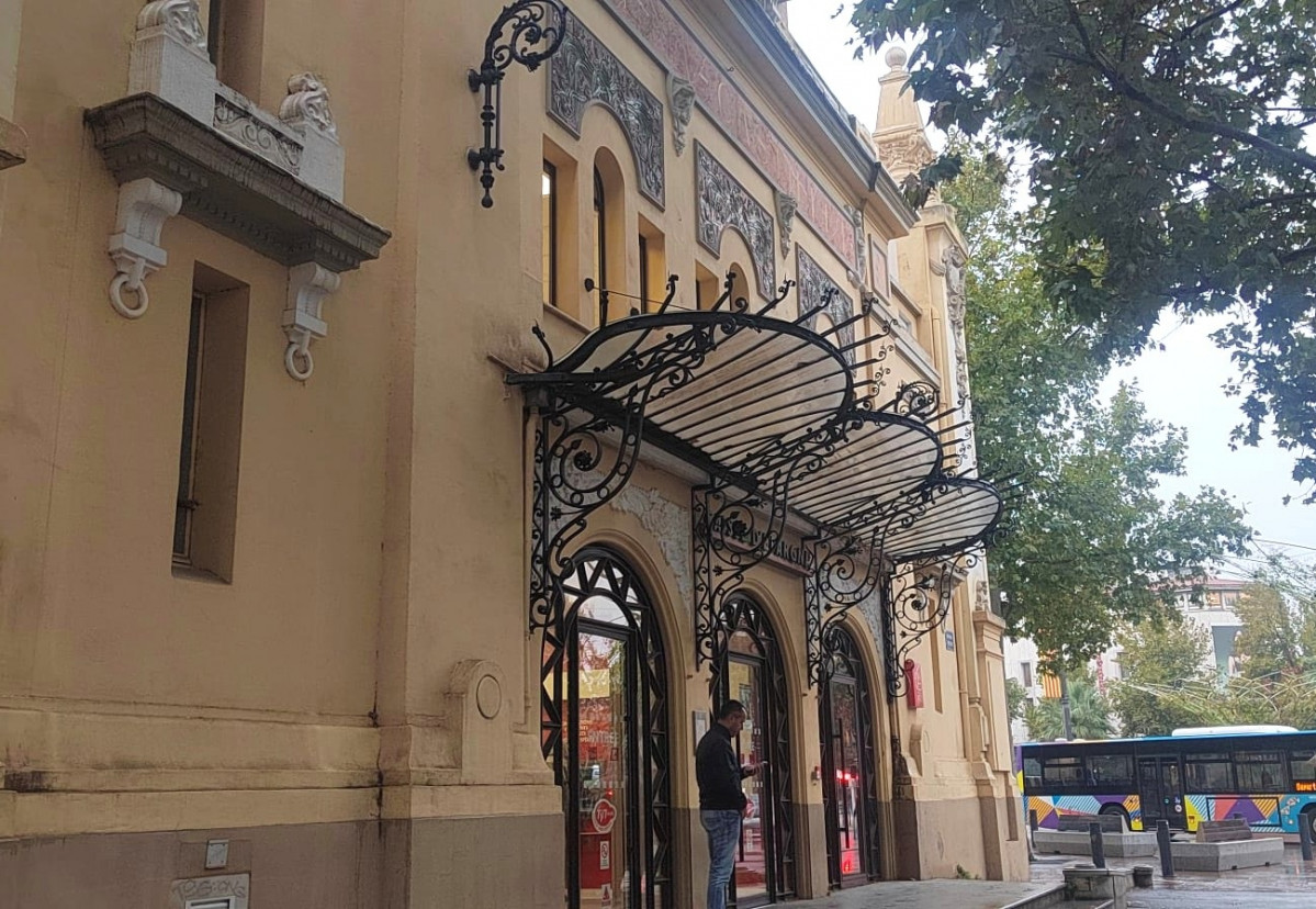 Cine Castillet en Perpiu00f1an