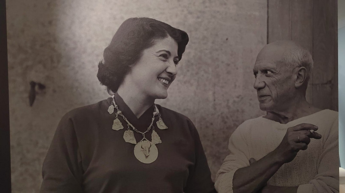Foto de la exposicion Maillol Picasso con el pintor y la condesa de Lazerme