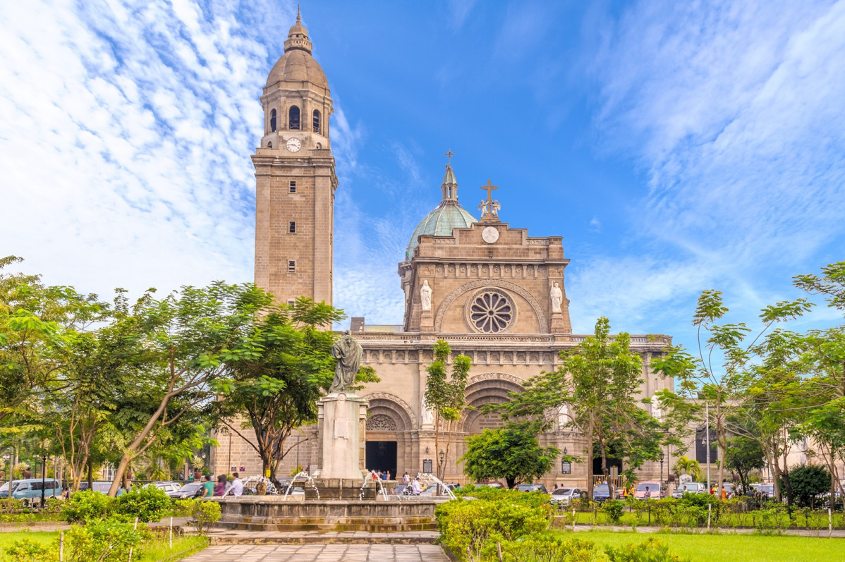 Catedral Basu00edlica Metropolitana de la Inmaculada Concepciu00f3n de Manila, Shutterstock