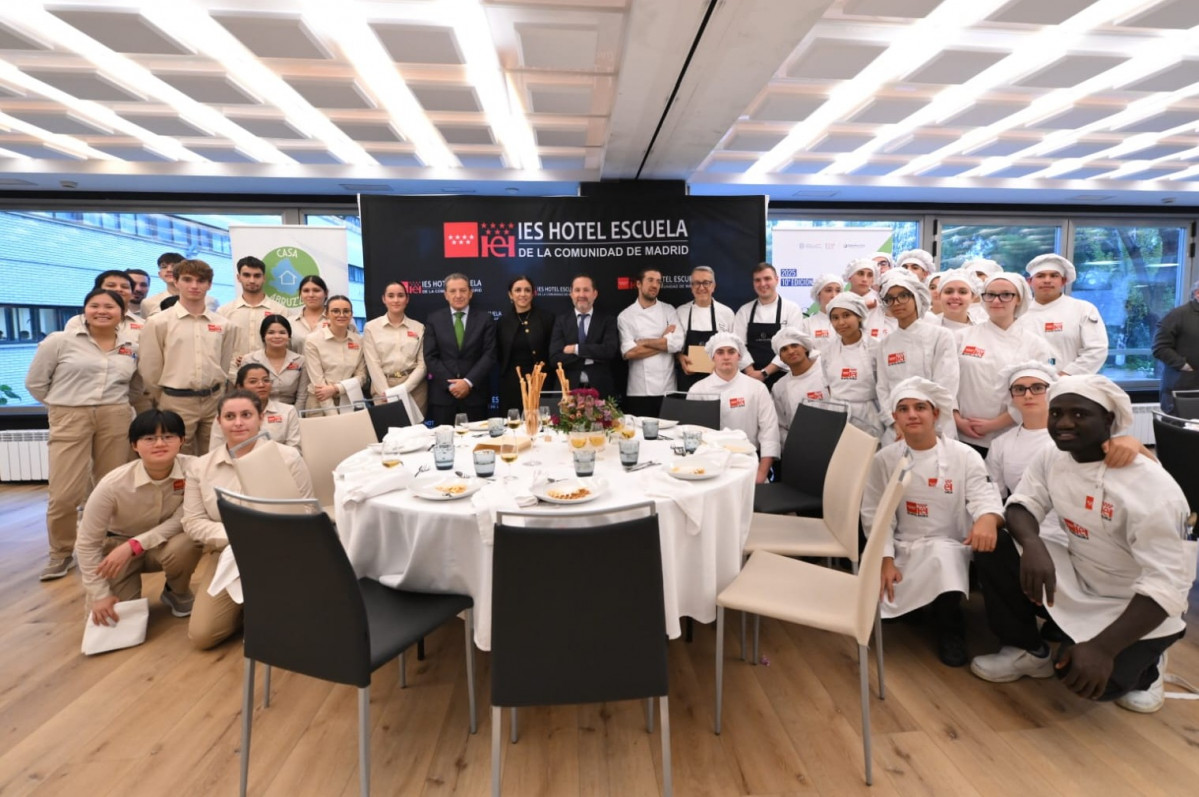 Almuerzo IES Hotel Escuela