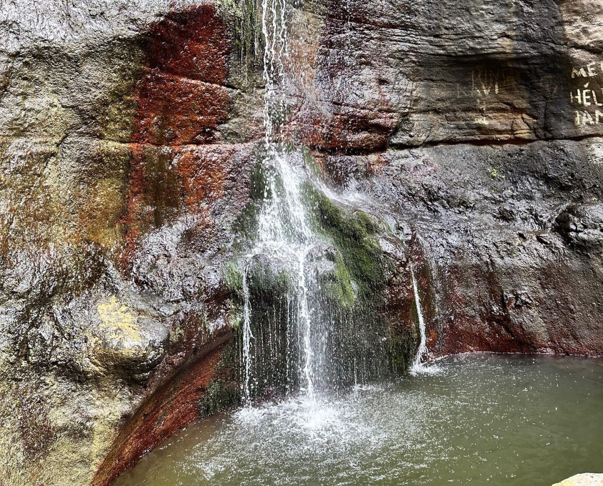 Ilha de Santo Antu00e3o, Cabo Verde, Fervenza 1