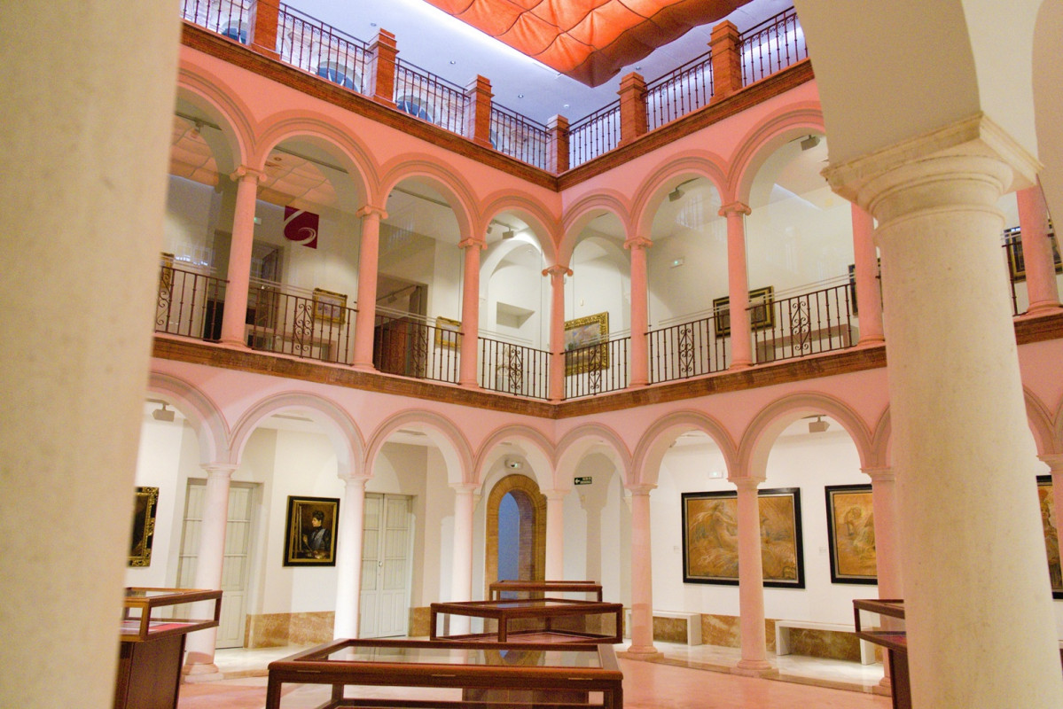 Palacete Casa de las Aguas   sede del Museo Garnelo