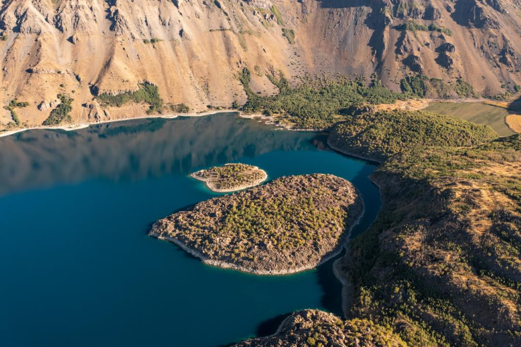 Nemrut  Crater Lake