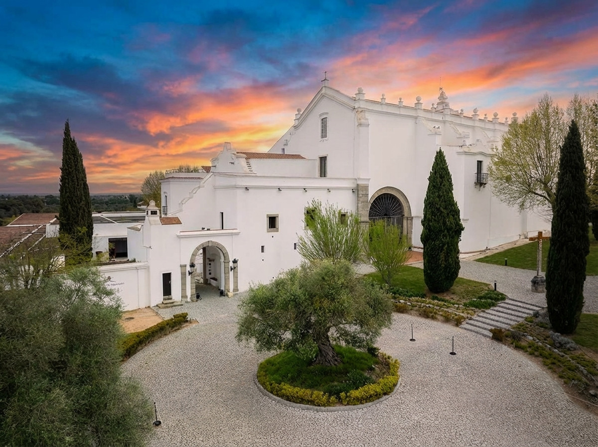 Convento Do Espinheiro.