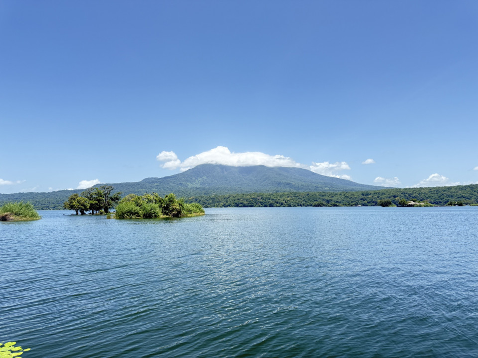 Isletas de Granada, uno de los lugares más emblemáticos de Nicaragua, Formadas por la explosión del Volcán Mombacho 03