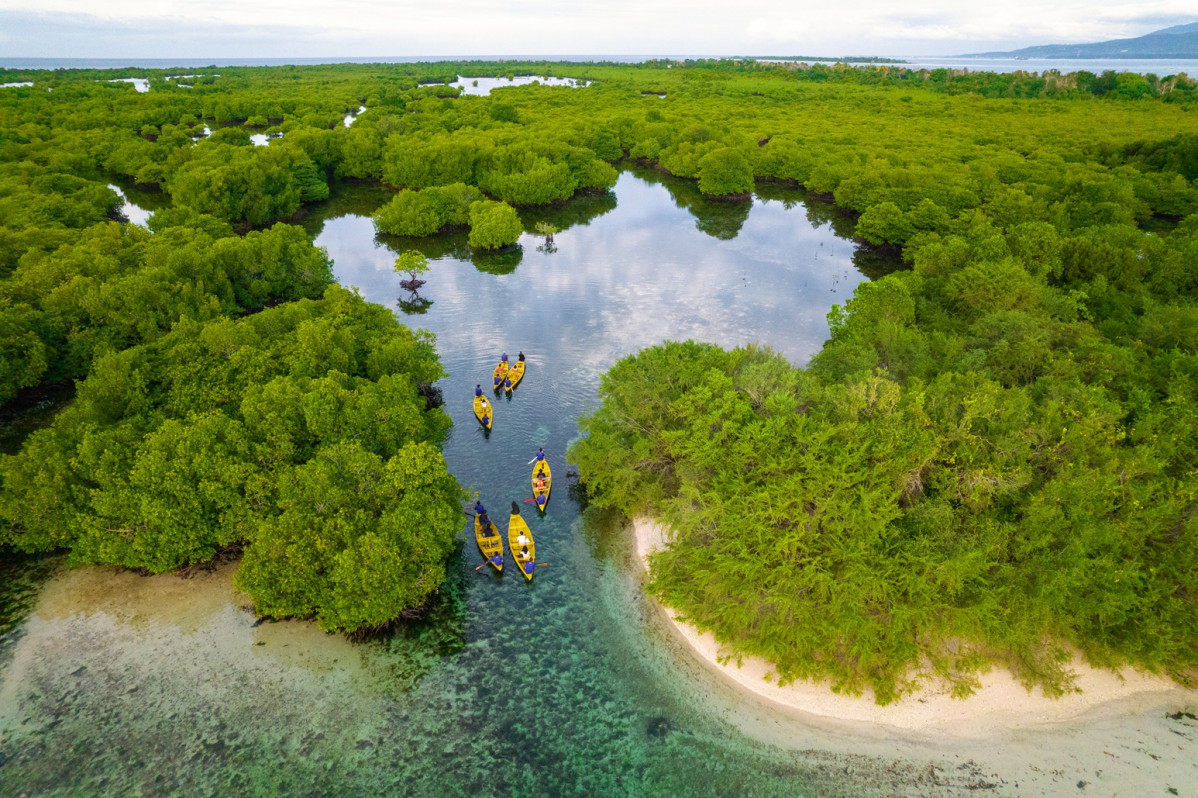 Isla Surigao. Photo by Beautiful Destinations courtesy of the Department of Tourism