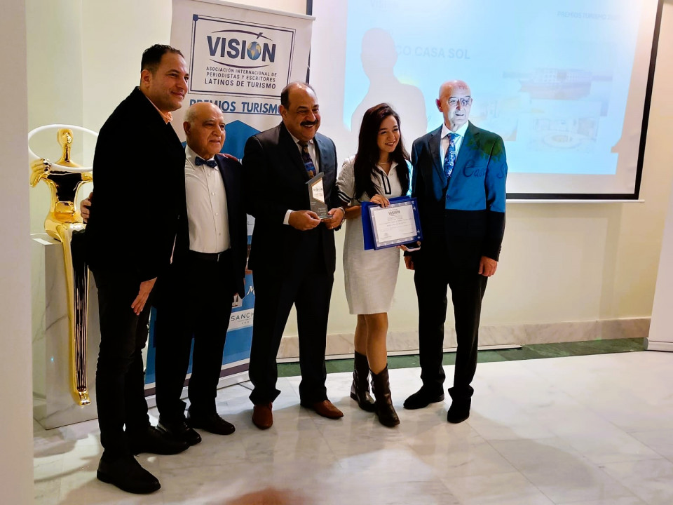 Attia Yamany, director gerente de Dunas Travel y Abraham de Crucero Casa Sol