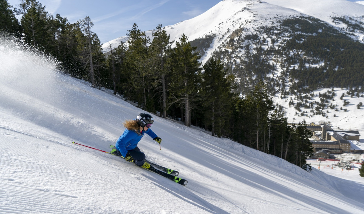 Vall de Nu00faria. FGC. Oriol Molas.