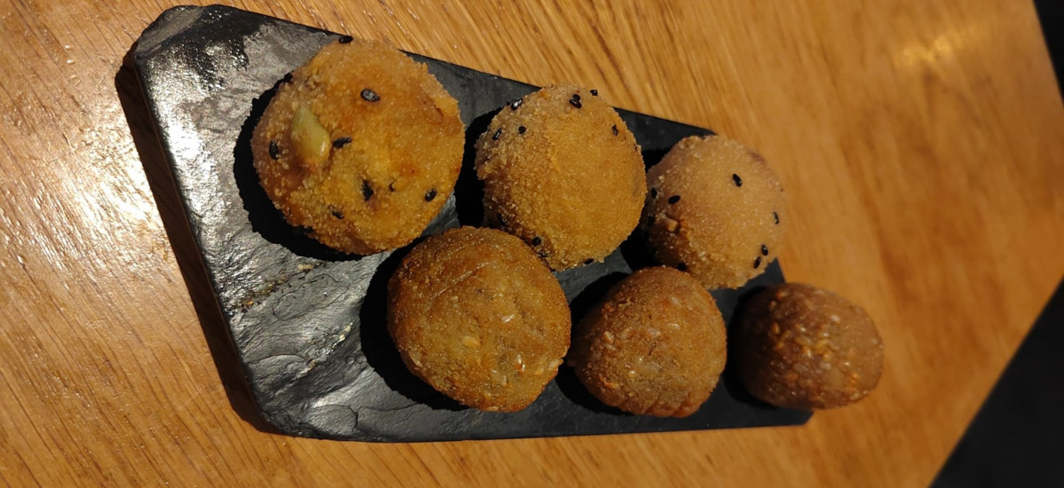 Croquetas  metro Bistro