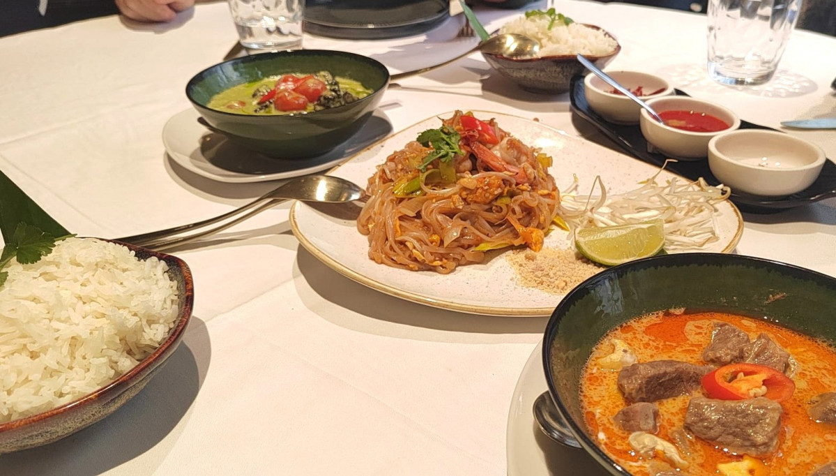 Currys, Pat thai, arrroz en Thai Retiro