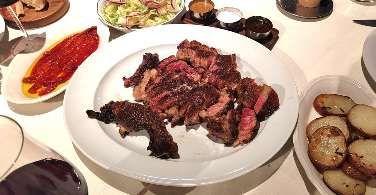 Carnes a la brasa en Gayarre