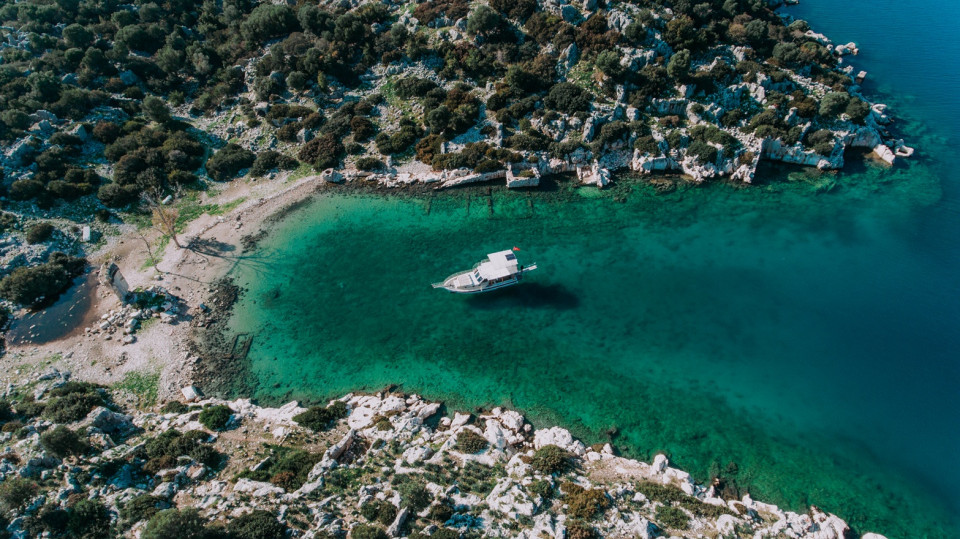 Isla Kekova, navegación por islas y ruinas sumergidas