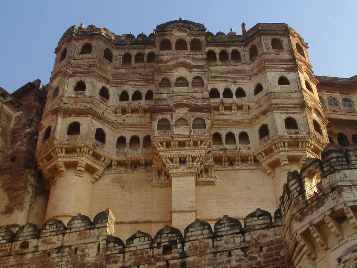 Característicos balcones colgantes del Fuerte Mehrangarh en Jodhpur