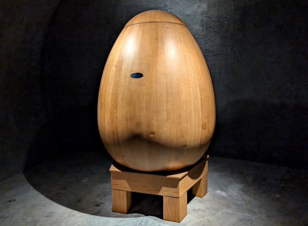 Wooden egg scaled