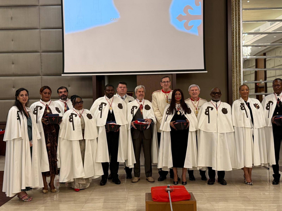 656425657 10243951104492523 8194421131199008637 n