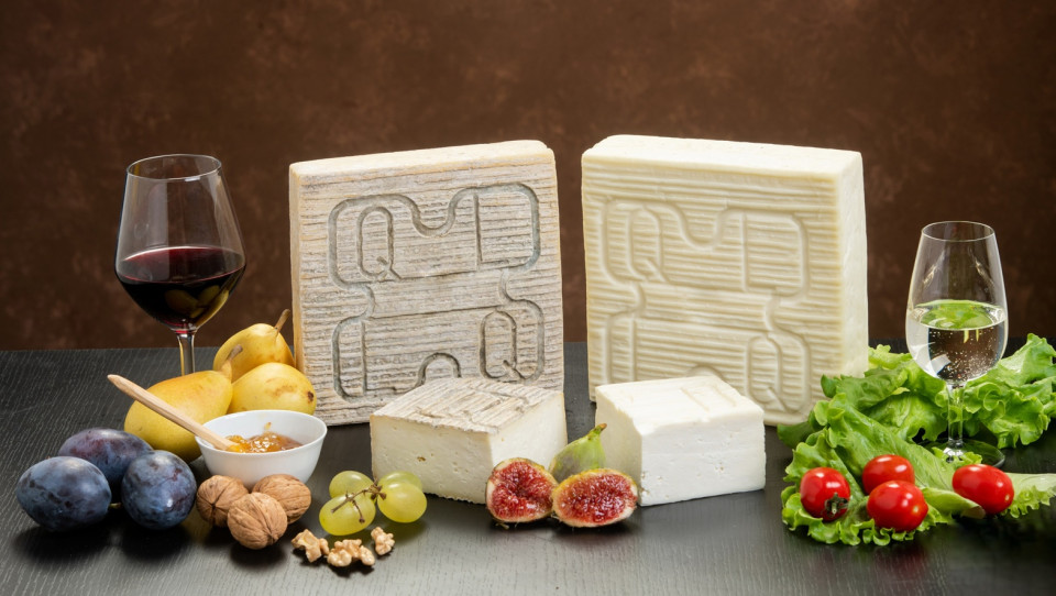 Quartirolo Lombardo DOP FRESCOeSTAGIONATO