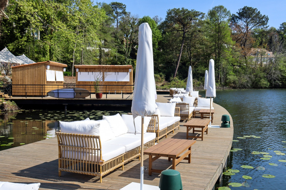 Brindos, Lac & Château   Anglet   Bar du Ponton   Extérieur   ©Mathilde Ranchon