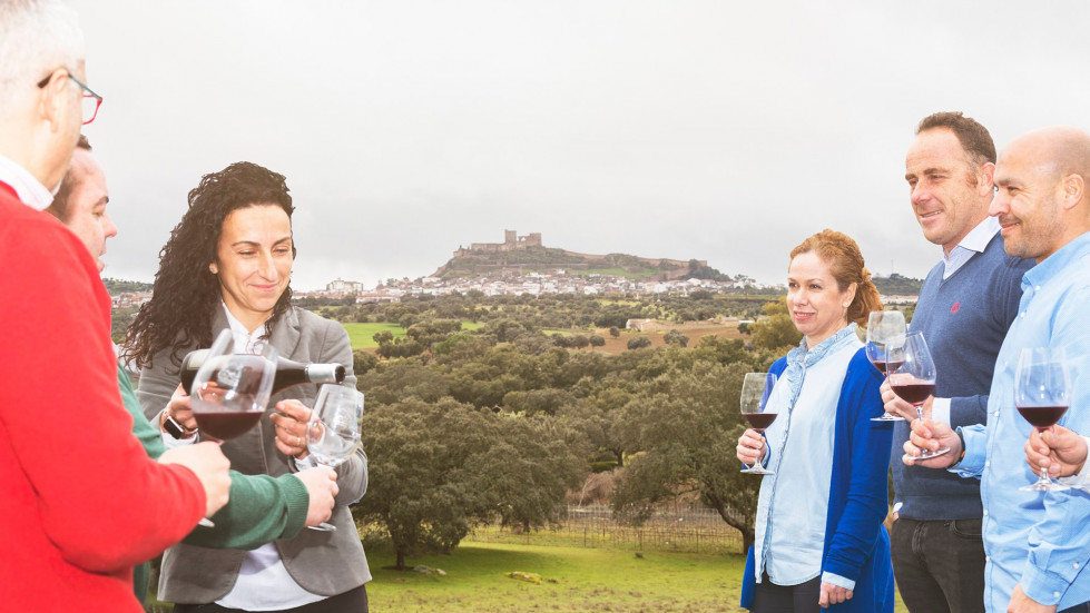 642229012 924364753446941 7136145319184787621 n