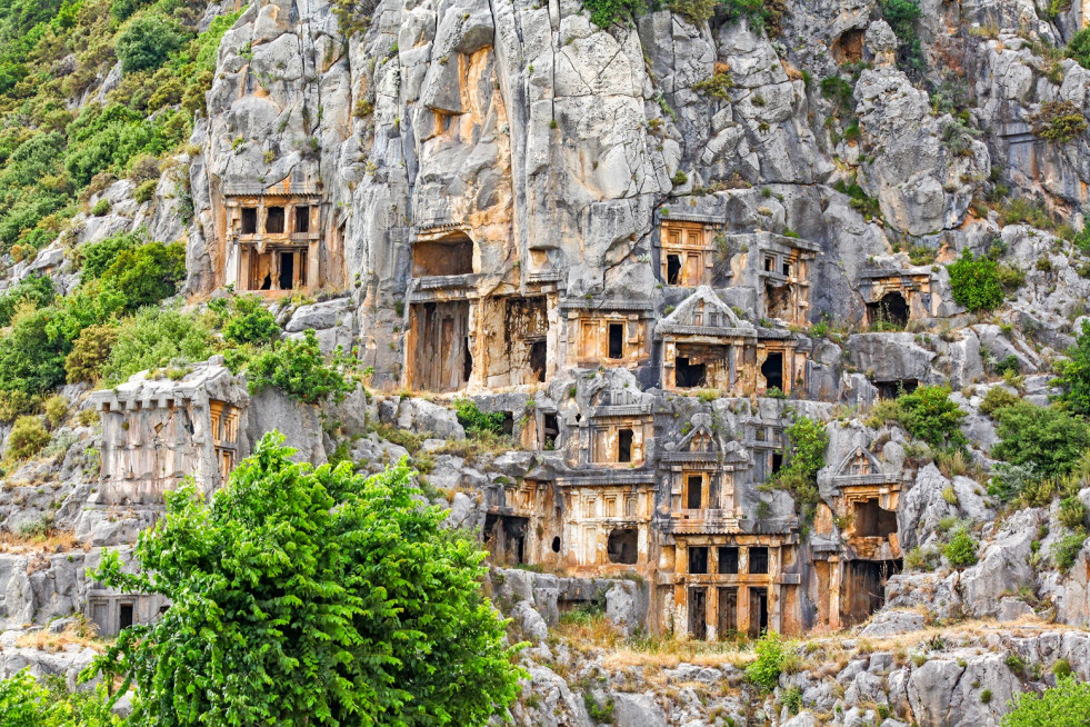 Tumbas rupestres licias de la antigua ciudad de Myra, Antalya