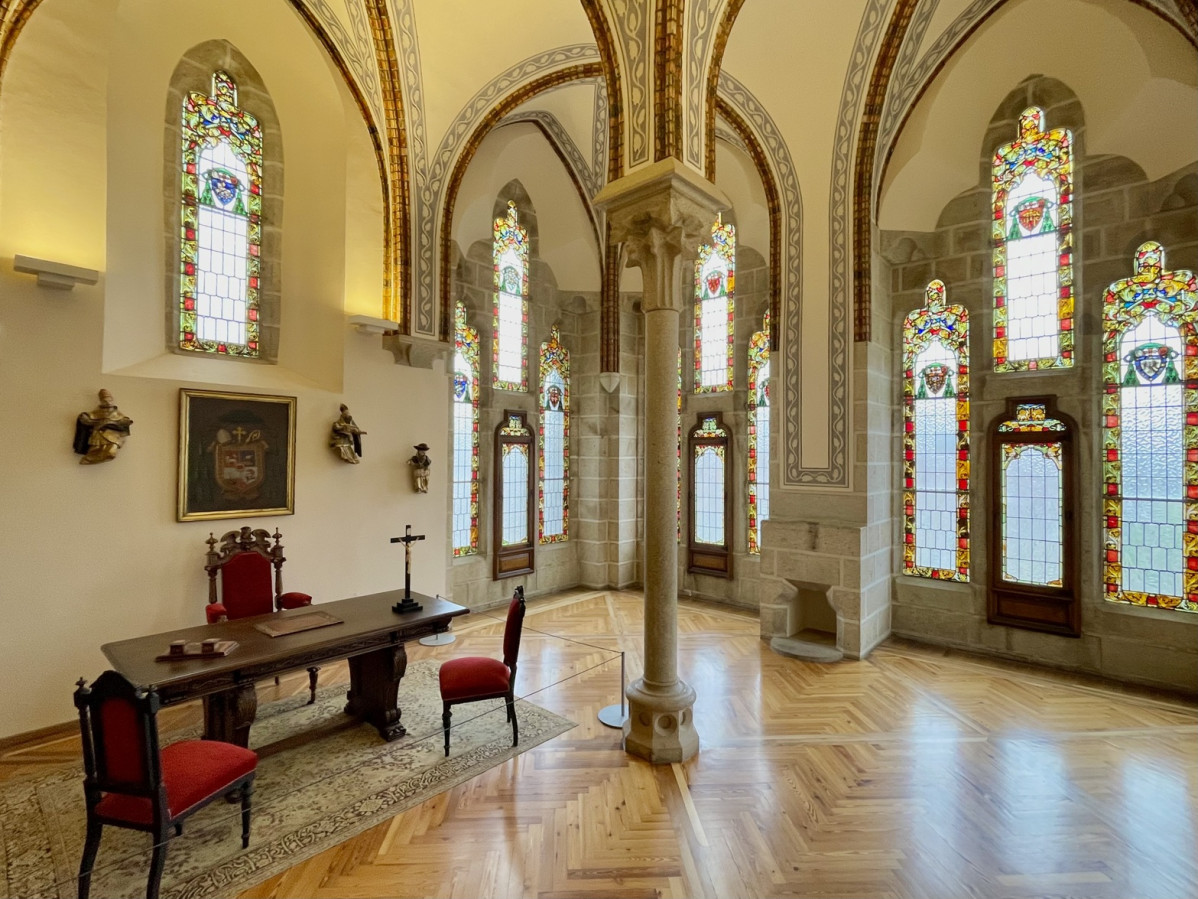 Palacio de Gaudu00ed de Astorga, interior