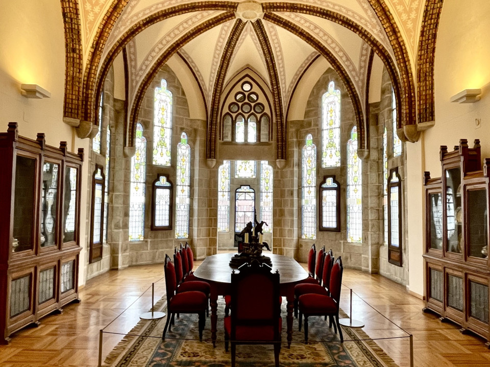 Palacio de Gaudí de Astorga, Sala interior