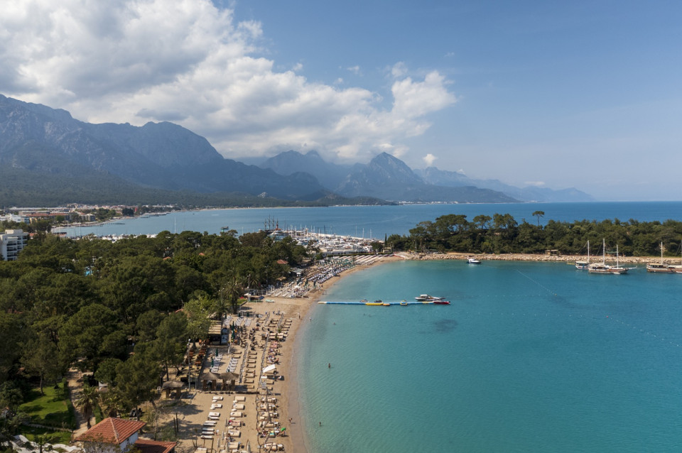 Antalya, Vista de la playa y el mar de Kemer